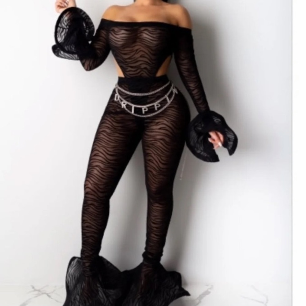 Two piece set
